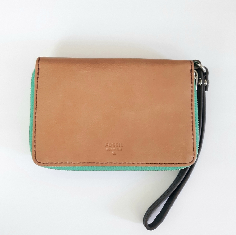 Y2K FOSSIL Leather Wristlet